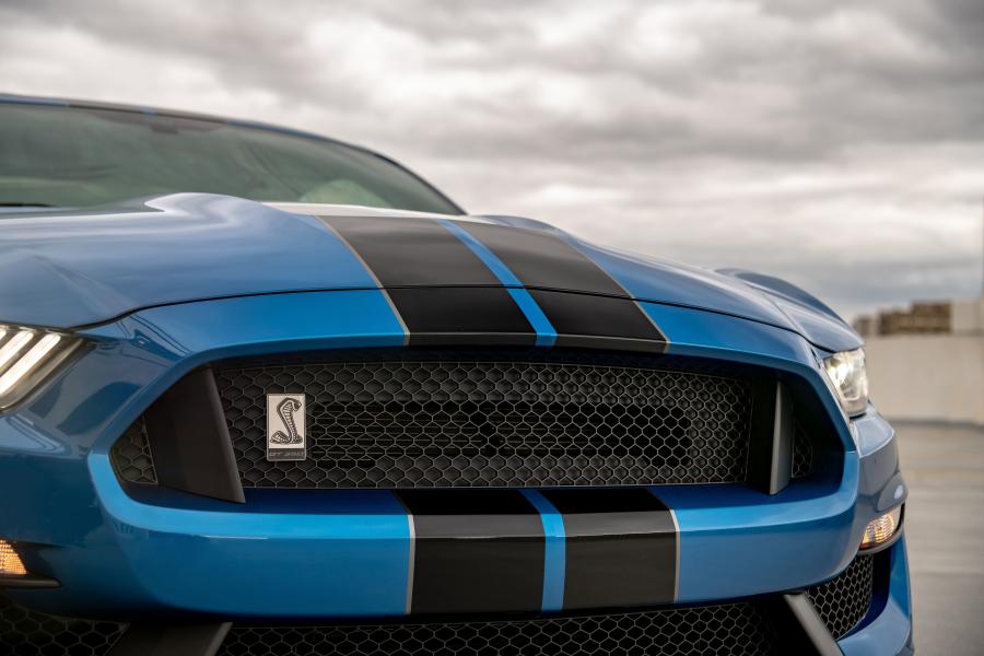Детали экстерьера Shelby GT350 2018 года  (фото 35 из 40)